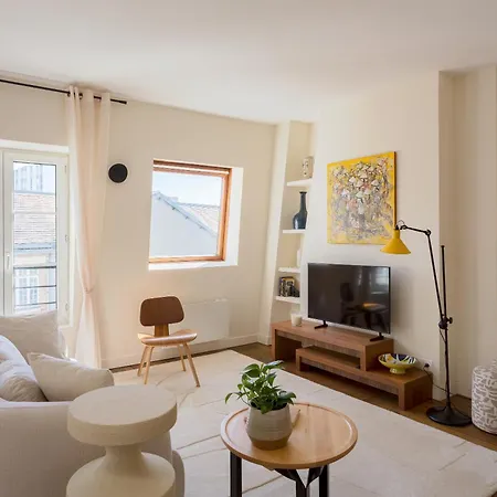 Lägenhet Bright & Quiet 2br - Eiffel Tower Area