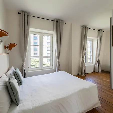 Bright & Quiet 2br - Eiffel Tower Area
