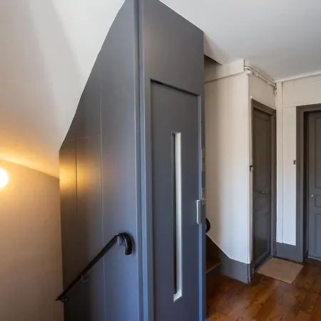 Bright & Quiet 2br - Eiffel Tower Area *